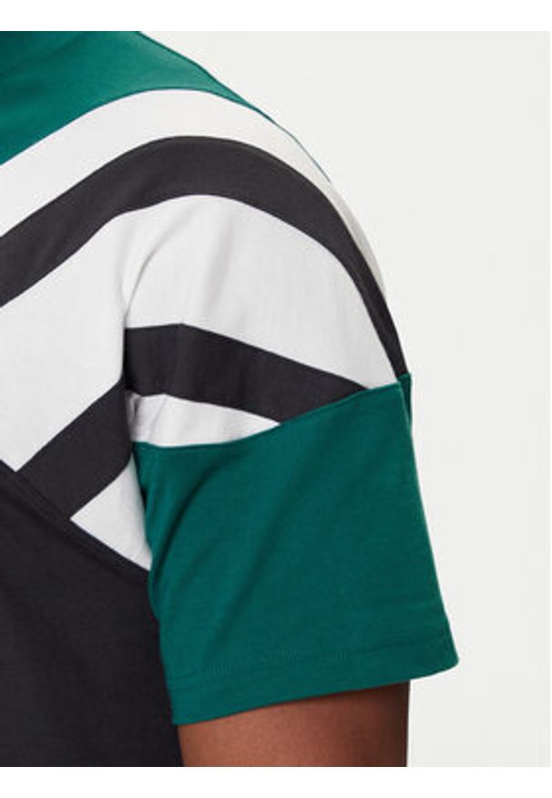 Adidas - adidas T-Shirt Archive Cutline JX3075 Zielony Loose Fit. Kolor: zielony. Materiał: bawełna