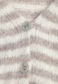 Born2be - Beżowy Kardigan z Wełną w Paski o Nietoperzowym Fasonie Fesmera. Okazja: na co dzień. Typ kołnierza: dekolt w serek. Kolor: beżowy. Materiał: wełna. Wzór: paski. Styl: casual #2