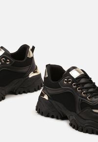 Born2be - Czarno-Złote Sneakersy Pharaun. Nosek buta: okrągły. Kolor: czarny. Materiał: materiał, tkanina. Szerokość cholewki: normalna #5
