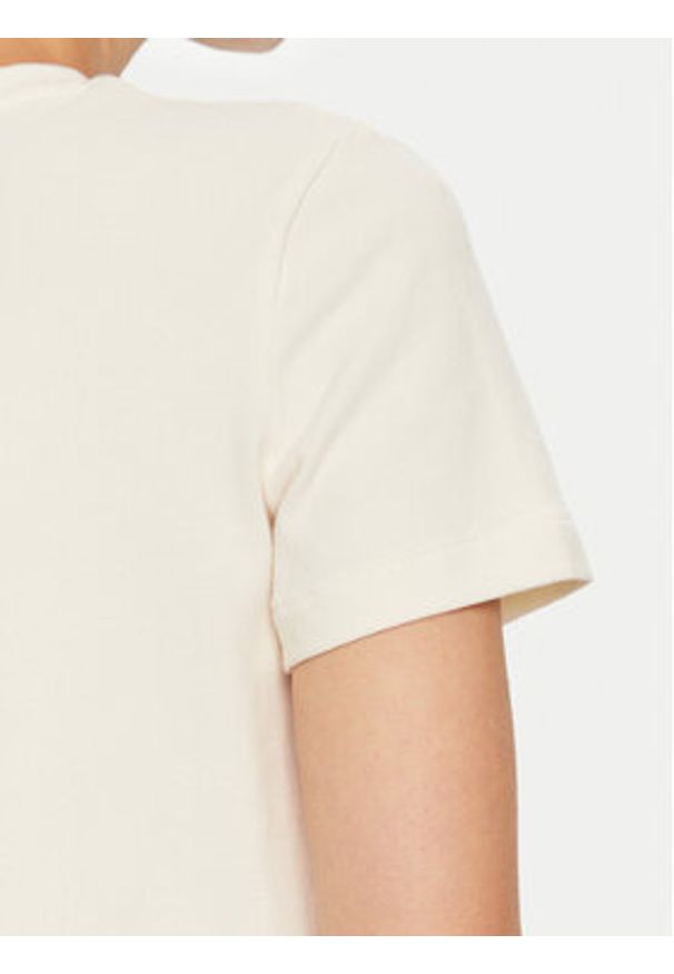 Guess T-Shirt V4BI04 KCBF1 Écru Slim Fit. Materiał: bawełna