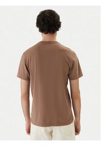 Guess T-Shirt M6GI33 K3310 Brązowy Regular Fit. Kolor: brązowy. Materiał: bawełna #4