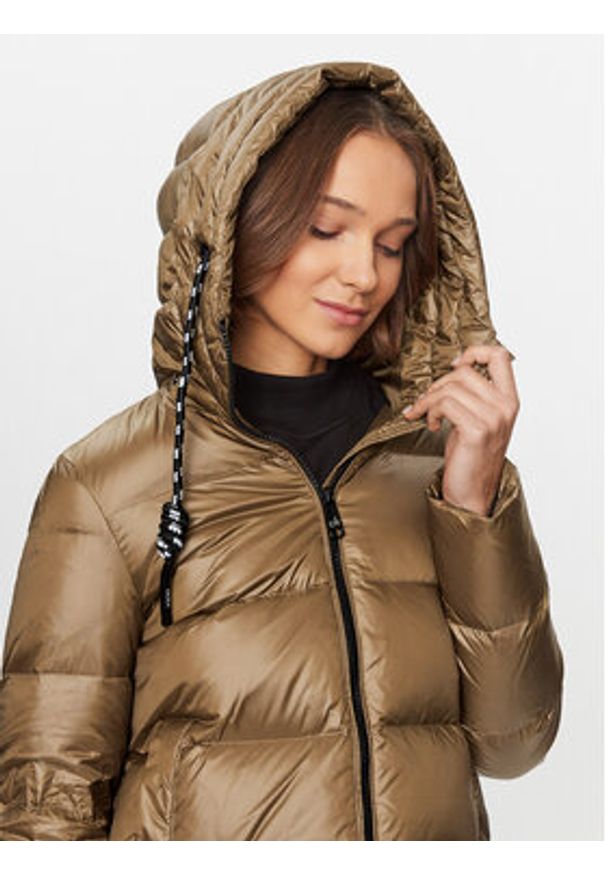 Deha Kurtka puchowa D93582 Brązowy Regular Fit. Kolor: brązowy. Materiał: syntetyk