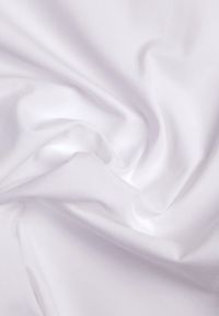 Born2be - Biały T-shirt z Bawełny z Dłuższym Tyłem i Rozcięciami po Bokach Cordalea. Okazja: na co dzień. Kolor: biały. Materiał: bawełna. Długość: długie. Styl: casual, elegancki #2