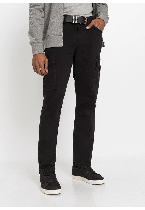bonprix - Spodnie bojówki ze stretchem, o kroju slim fit, straight. Kolor: czarny