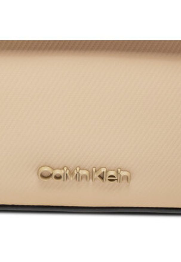 Calvin Klein Saszetka Ck Origami Camera Bag K50K511900 Beżowy. Kolor: beżowy. Materiał: materiał