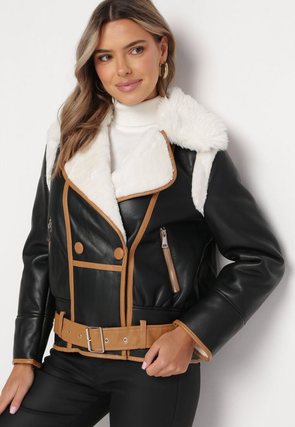 Born2be - Czarna Kurtka Pilotka z Beżową Lamówką z Kołnierzem z Futerkiem i Paskiem Divona. Kolor: czarny. Materiał: futro