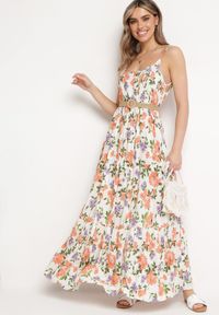 Born2be - Biało-Różowa Sukienka z Wiskozy na Cienkich Ramiączkach z Falbanką Jrinesa. Kolor: biały. Materiał: wiskoza. Długość rękawa: na ramiączkach. Sezon: lato #1