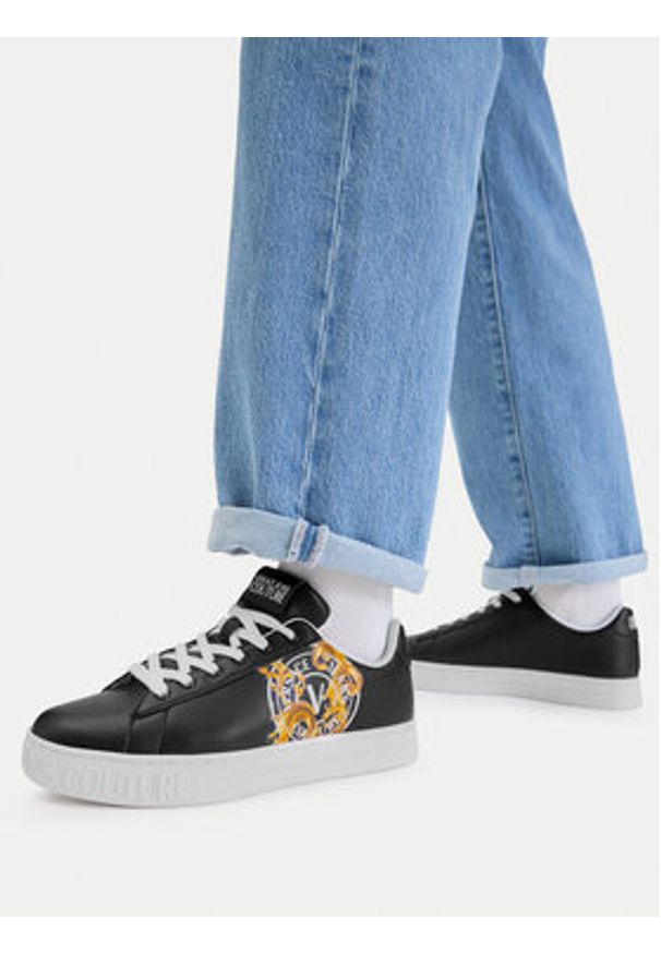 Versace Jeans Couture Sneakersy 80VA3SK3 ZPB73 899 Czarny. Kolor: czarny. Materiał: skóra