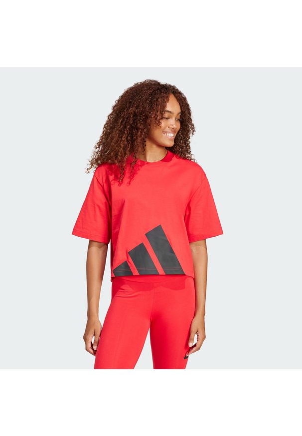 Adidas - Koszulka Essentials Big Logo Boyfriend. Kolor: czerwony, czarny, wielokolorowy. Sport: fitness