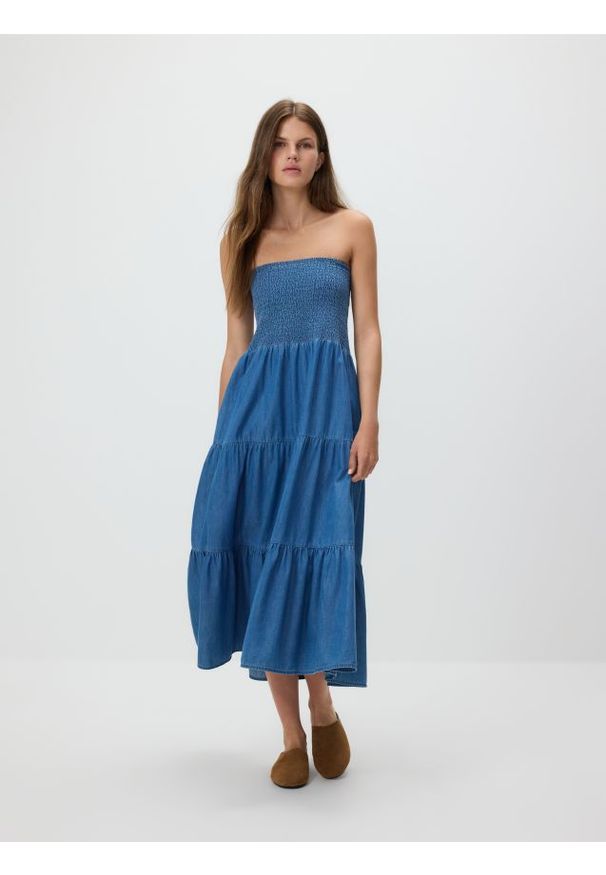 Reserved - Sukienka midi z bawełną - niebieski. Kolor: niebieski. Materiał: bawełna. Długość: midi