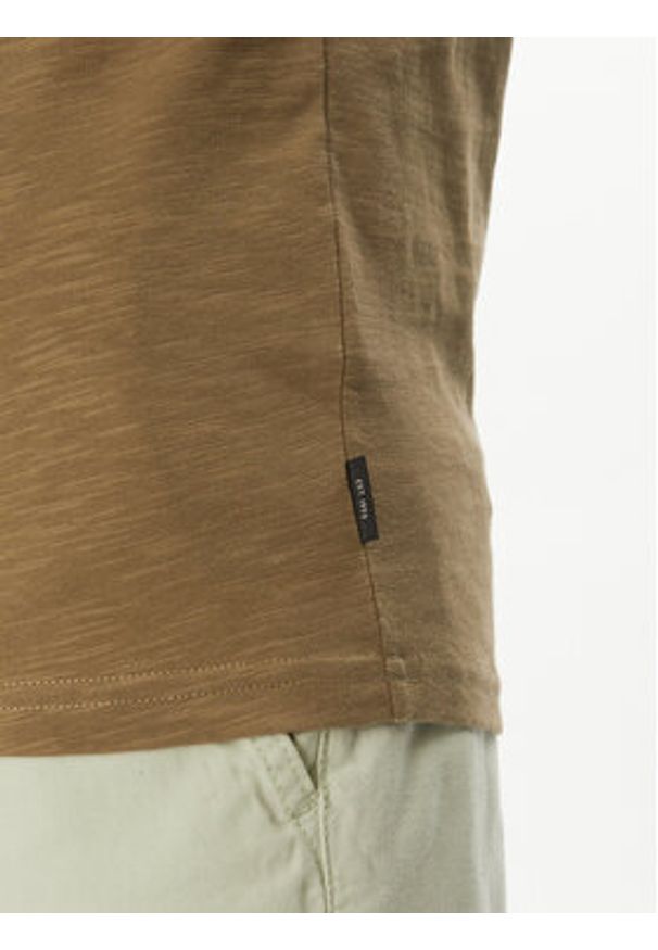 INDICODE T-Shirt Inandorra 41-104 Khaki Regular Fit. Kolor: brązowy. Materiał: bawełna