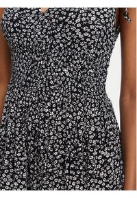only - ONLY Sukienka letnia Fernanda 15373070 Granatowy Regular Fit. Kolor: niebieski. Materiał: wiskoza. Sezon: lato #8