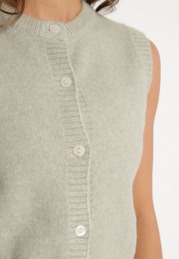 Born2be - Jasnozielona Rozpinana Kamizelka z Wełną Eravina. Okazja: na co dzień. Kolor: zielony. Materiał: wełna. Styl: klasyczny, elegancki, casual