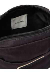Calvin Klein Saszetka Ssnl Graphic Reporter LV04D3627G Czarny. Kolor: czarny. Materiał: materiał #2