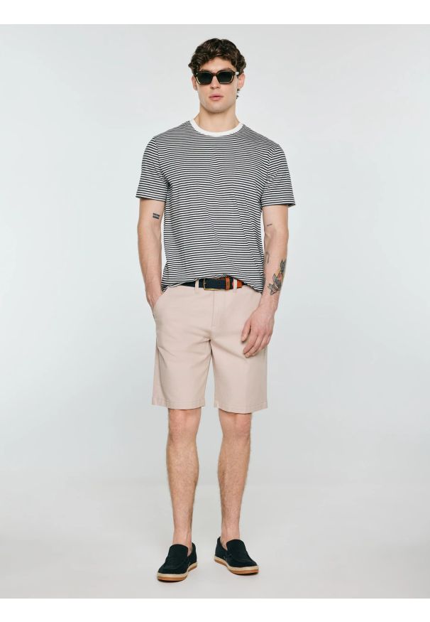 Big-Star - Koszulka męska w paski czarna Oler 906. Okazja: na co dzień. Kolor: czarny. Materiał: jeans, dzianina. Wzór: paski. Sezon: wiosna, lato. Styl: klasyczny, casual