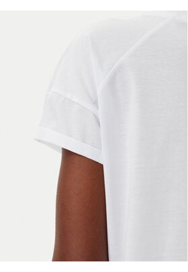 ViCOLO T-Shirt UD0003 Biały Regular Fit. Kolor: biały. Materiał: bawełna