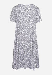 Born2be - Granatowa Sukienka w Drobne Kwiatki z Krótkim Rękawem z Wiskozy Cilarnid. Kolor: niebieski. Materiał: wiskoza. Długość rękawa: krótki rękaw. Wzór: kwiaty #6