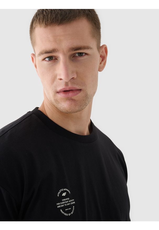 4f - 4F T-shirt oversize gładki uniseks - czarny XXL. Okazja: na co dzień. Kolor: czarny. Materiał: bawełna, jersey, dzianina. Długość rękawa: krótki rękaw. Długość: krótkie. Wzór: gładki. Styl: sportowy, klasyczny, casual
