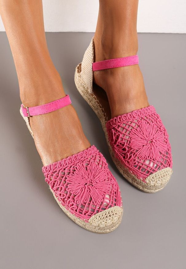 Born2be - Fuksjowe Espadryle na Grubej Podeszwie z Plecionką i Sprzączką Anadila. Nosek buta: okrągły. Zapięcie: sprzączka. Kolor: różowy. Materiał: materiał. Styl: wakacyjny, klasyczny