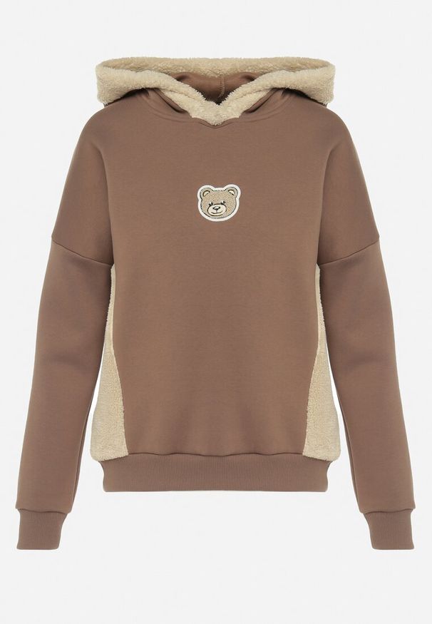 Born2be - Brązowa Bawełniana Bluza z Kapturem z Polarem i Naszywką Misia Hestada. Okazja: na co dzień. Typ kołnierza: kaptur. Kolor: brązowy. Materiał: polar, bawełna. Wzór: aplikacja. Styl: klasyczny, casual