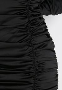 Born2be - Czarna Sukienka Thaelolis. Kolor: czarny. Materiał: satyna. Długość rękawa: długi rękaw. Typ sukienki: kopertowe. Styl: wizytowy #4