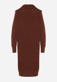 Born2be - Brązowa Sweterkowa Sukienka Pudełkowa z Bawełną i Wełną Ozdobiona Suwakiem Reimia. Okazja: na co dzień. Kolor: brązowy. Materiał: wełna, bawełna. Wzór: aplikacja. Styl: klasyczny, casual #6