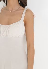 Born2be - Jasnobeżowa Rozkloszowana Sukienka Maxi z Wiązanymi Ramiączkami Lisija. Kolor: beżowy. Długość rękawa: na ramiączkach. Styl: elegancki. Długość: maxi #5