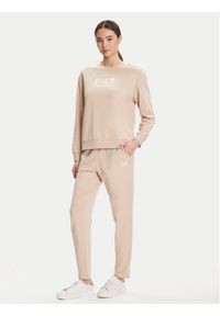 EA7 Emporio Armani Dres 7W000115 AF13135 U1046 Beżowy Regular Fit. Kolor: beżowy. Materiał: bawełna