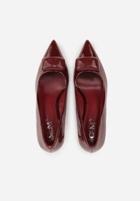Born2be - Bordowe Lakierowane Czółenka na Szpilce z Ozdobą Aroanoire. Okazja: na co dzień, do pracy. Kolor: czerwony. Materiał: lakier. Wzór: aplikacja. Obcas: na szpilce. Styl: casual, elegancki, klasyczny #4