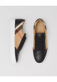 Burberry - BURBERRY - Sneakersy w kratkę. Okazja: na co dzień. Nosek buta: okrągły. Zapięcie: sznurówki. Kolor: czarny. Materiał: materiał, guma, jeans. Wzór: kratka #3