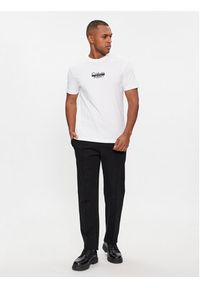 Calvin Klein T-Shirt Logo K10K112395 Biały Regular Fit. Kolor: biały. Materiał: bawełna #5