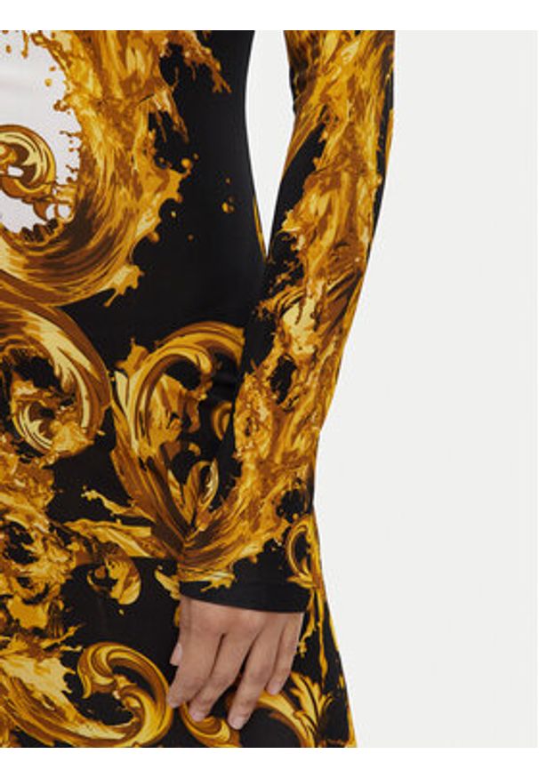 Versace Jeans Sukienka codzienna 80HAO9P0 JS547 Czarny Slim Fit. Okazja: na co dzień. Kolor: czarny. Materiał: wiskoza. Typ sukienki: proste. Styl: casual