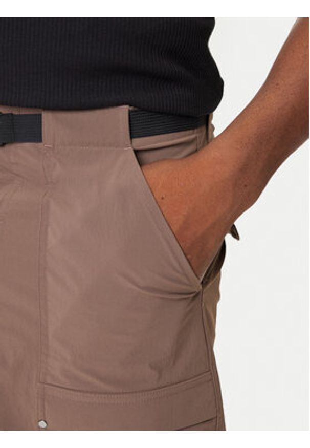 Adidas - adidas Szorty materiałowe Premium Essentials Utility Cargo JW1081 Brązowy Loose Fit. Kolor: brązowy. Materiał: syntetyk
