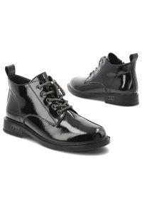 Czarne Botki S.Barski Modne Buty Damskie. Okazja: na co dzień. Zapięcie: sznurówki. Kolor: czarny. Materiał: lakier, skóra. Styl: casual