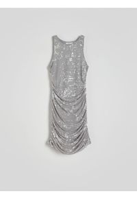 Reserved - Sukienka z metalicznym efektem - srebrny. Kolor: srebrny. Materiał: dzianina