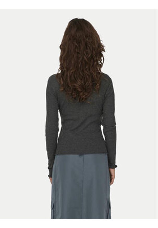 only - ONLY Bluzka Carlotta 15291987 Szary Regular Fit. Kolor: szary. Materiał: bawełna