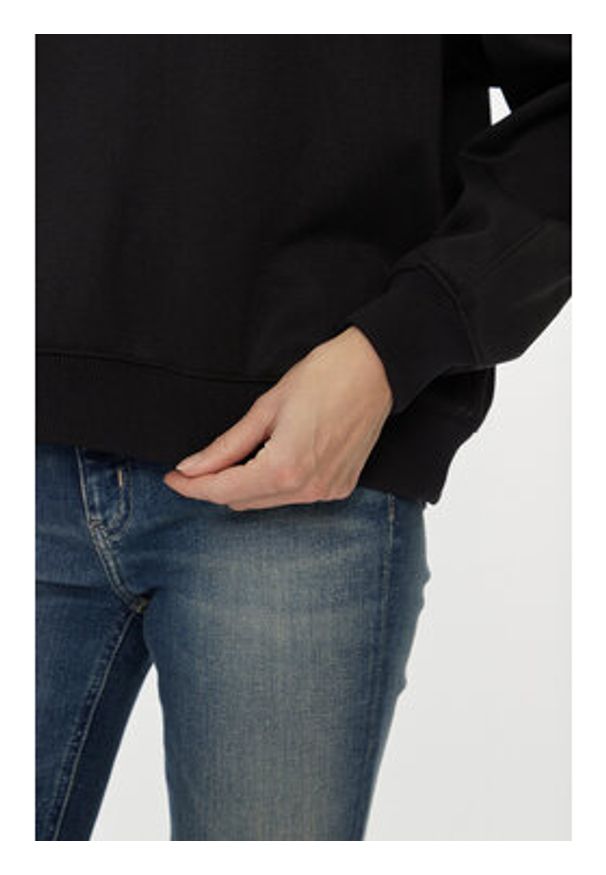 Calvin Klein Jeans Bluza Chenille J20J221729 Czarny Regular Fit. Kolor: czarny. Materiał: syntetyk