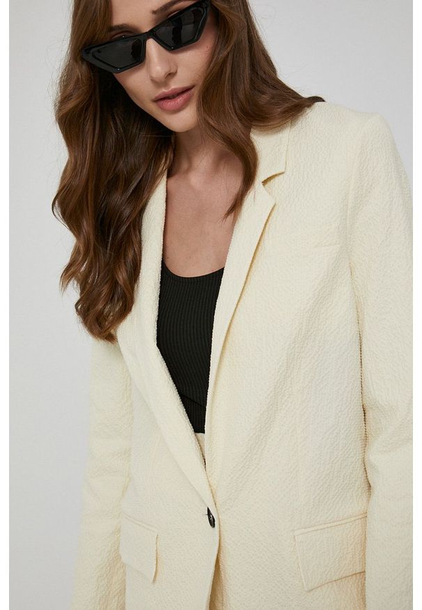 Victoria Victoria Beckham - Marynarka. Kolor: beżowy. Materiał: tkanina. Wzór: gładki. Styl: klasyczny