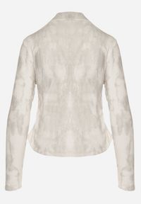 Born2be - Biała Bluzka z Długim Rękawem i Stójką Marszczona w Talii Ralendia. Okazja: na co dzień. Typ kołnierza: kołnierzyk stójkowy. Kolor: biały. Materiał: jeans. Długość rękawa: długi rękaw. Długość: długie. Styl: casual, elegancki, klasyczny #7