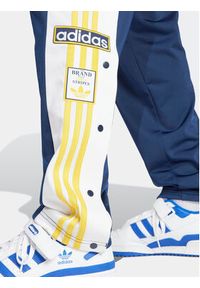 Adidas - adidas Spodnie dresowe adicolor Classics Adibreak IM8223 Granatowy Regular Fit. Kolor: niebieski. Materiał: syntetyk #5