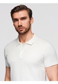 Ombre Clothing - Polo koszulka z bawełnianej dzianiny pique – ecru V7 - Rozmiar: S. Okazja: na co dzień. Typ kołnierza: polo. Materiał: bawełna, dzianina. Długość rękawa: krótki rękaw. Długość: krótkie. Wzór: haft. Styl: casual, elegancki