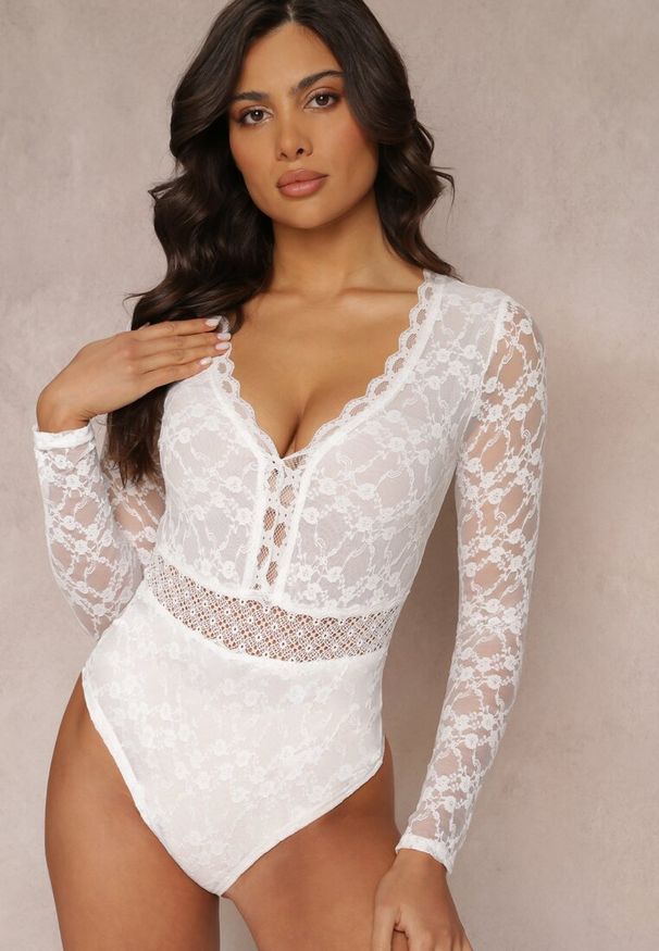 Renee - Białe Body z Koronkowego Materiału z Głębokim Dekoltem Mehika. Kolor: biały. Materiał: koronka, materiał