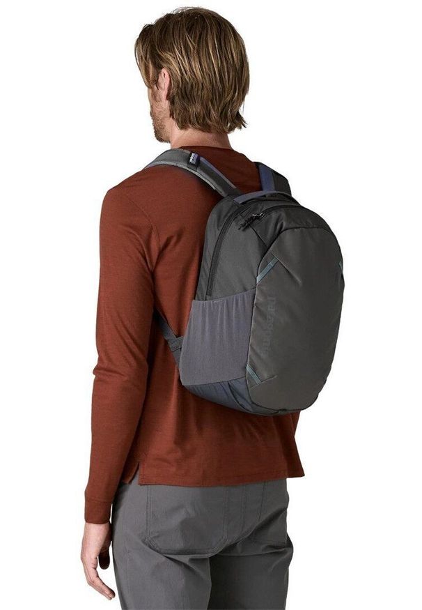 Plecak turystyczny Patagonia Plecak atom day pack 24l-smolder blue PATAGONIA