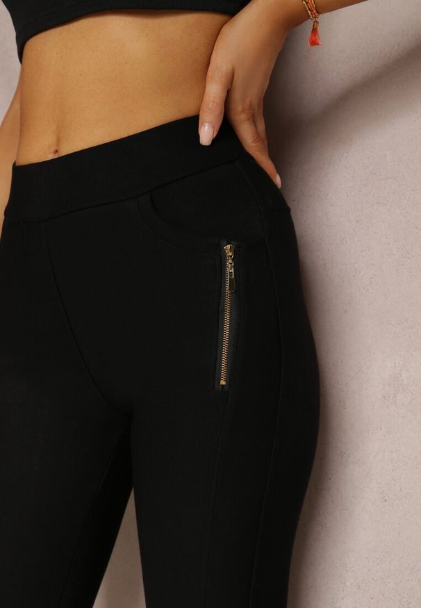 Renee - Czarne Legginsy Ialiris. Kolor: czarny. Materiał: dzianina. Długość: długie. Wzór: aplikacja. Styl: elegancki