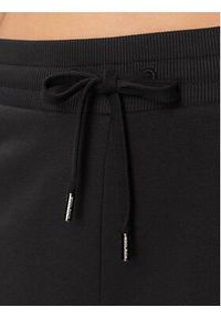 Woolrich Spodnie dresowe Logo Sweatpant CFWWTR0165FRUT3164 Czarny Regular Fit. Kolor: czarny. Materiał: bawełna, dresówka #3