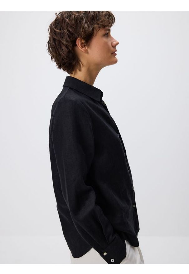 Reserved - Lniana koszula - czarny. Kolor: czarny. Materiał: len