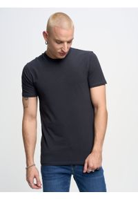 Big-Star - Koszulka męska gładka Classic 404. Kolor: niebieski. Materiał: jeans. Wzór: gładki. Styl: klasyczny