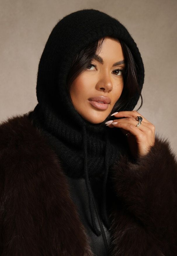 Renee - Czarna Czapka Balaclava z Wełną i Ściągaczami Linobra. Kolor: czarny. Materiał: wełna