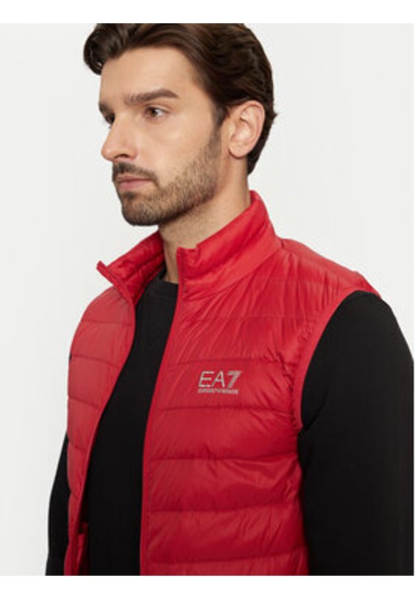 EA7 Emporio Armani Bezrękawnik 8NPQ06 PNGPZ 1461 Czerwony Regular Fit. Kolor: czerwony. Materiał: syntetyk. Długość rękawa: bez rękawów