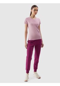 4f - T-shirt slim gładki damski - różowy. Okazja: na co dzień. Kolor: różowy. Materiał: elastan, dzianina, jersey, materiał, bawełna. Wzór: gładki. Styl: casual, sportowy